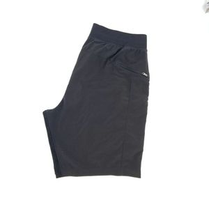 THE Lululemon Shorts 9” Large Medium No Liner